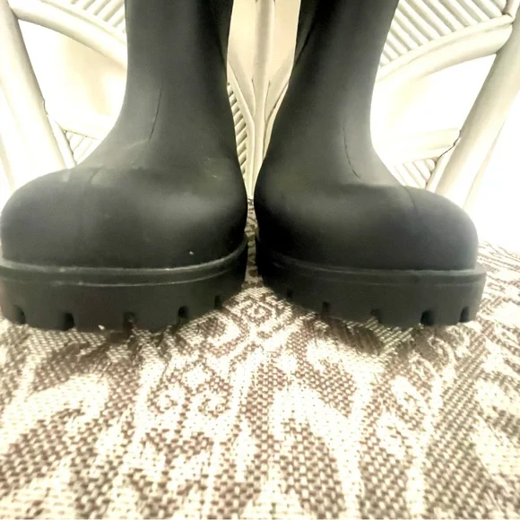 Tommy Hilfiger Black Raised Monogrammed Knee-High Rubber Rain Boots - Picture 7 of 14
